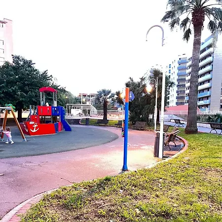 Small Lux Beachcity Close To The River,Metro And Parking Bilbao Extérieur photo